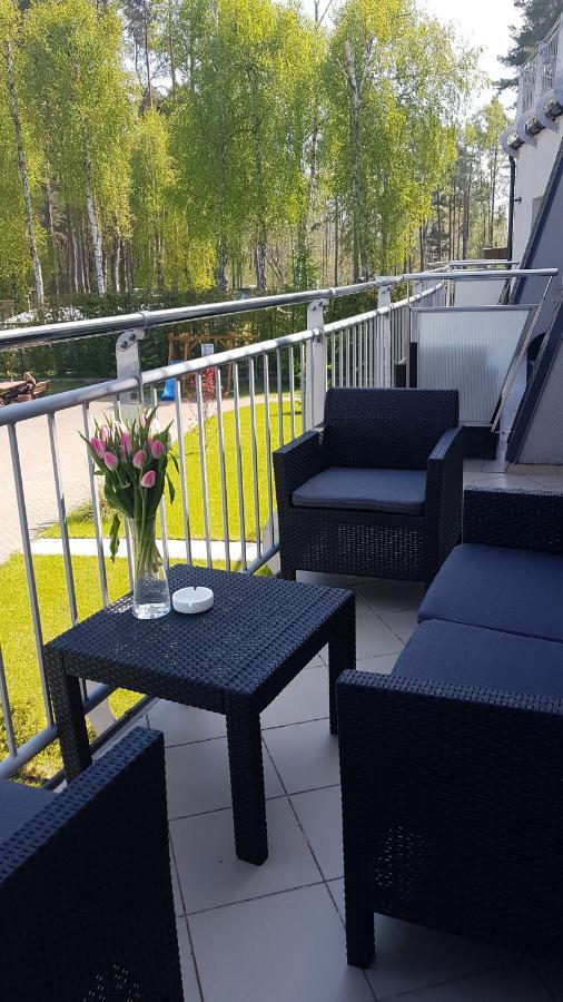 Romantyczny Apartament Happy 16 Basen & Kort Tenisowy, Ochrona 24 H - Dla Maksymalnie 6 Osob Pobierowo Bagian luar foto