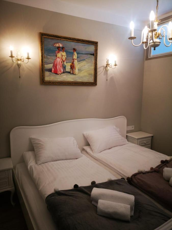Romantyczny Apartament Happy 16 Basen & Kort Tenisowy, Ochrona 24 H - Dla Maksymalnie 6 Osob Pobierowo Bagian luar foto